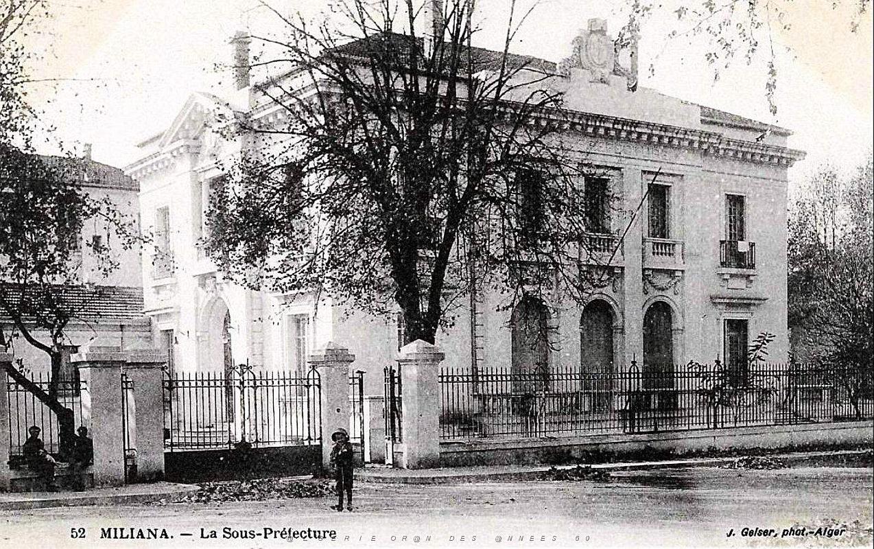 Miliana - Sous-Prefecture.jpg
